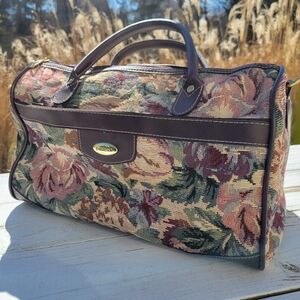 Vintage Jaguar Floral Tapestry Travel Duffle Weekender Bag Nice! See NOTES!